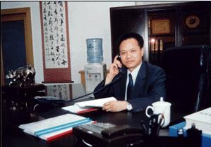 大连理工大学蹇锡高教授