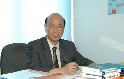 青岛科技大学吴其晔教授