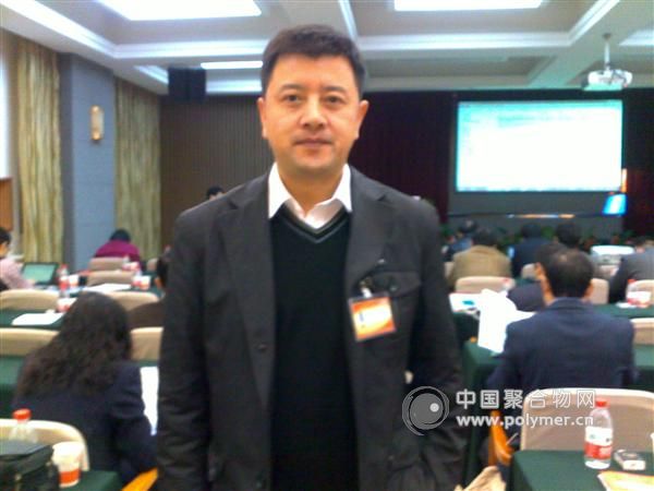 罗鲲教授在2011年中国化学会超分子